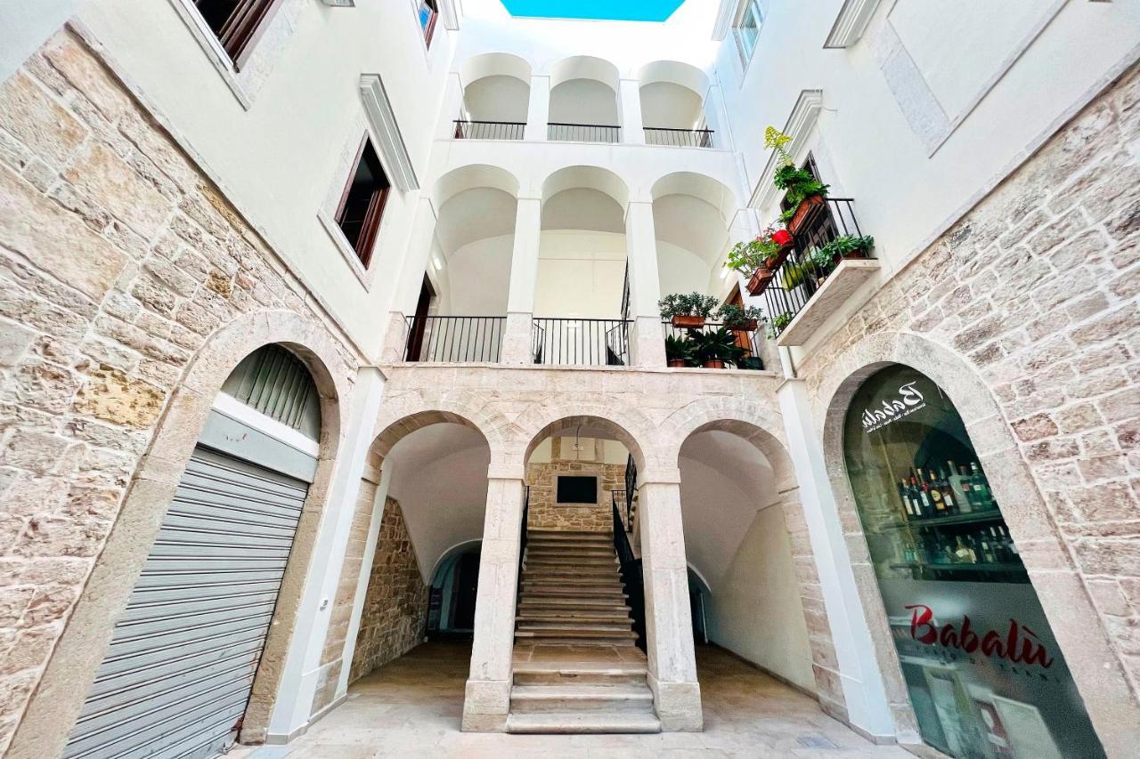 Michè Appartamento vista mare a Trani Esterno foto
